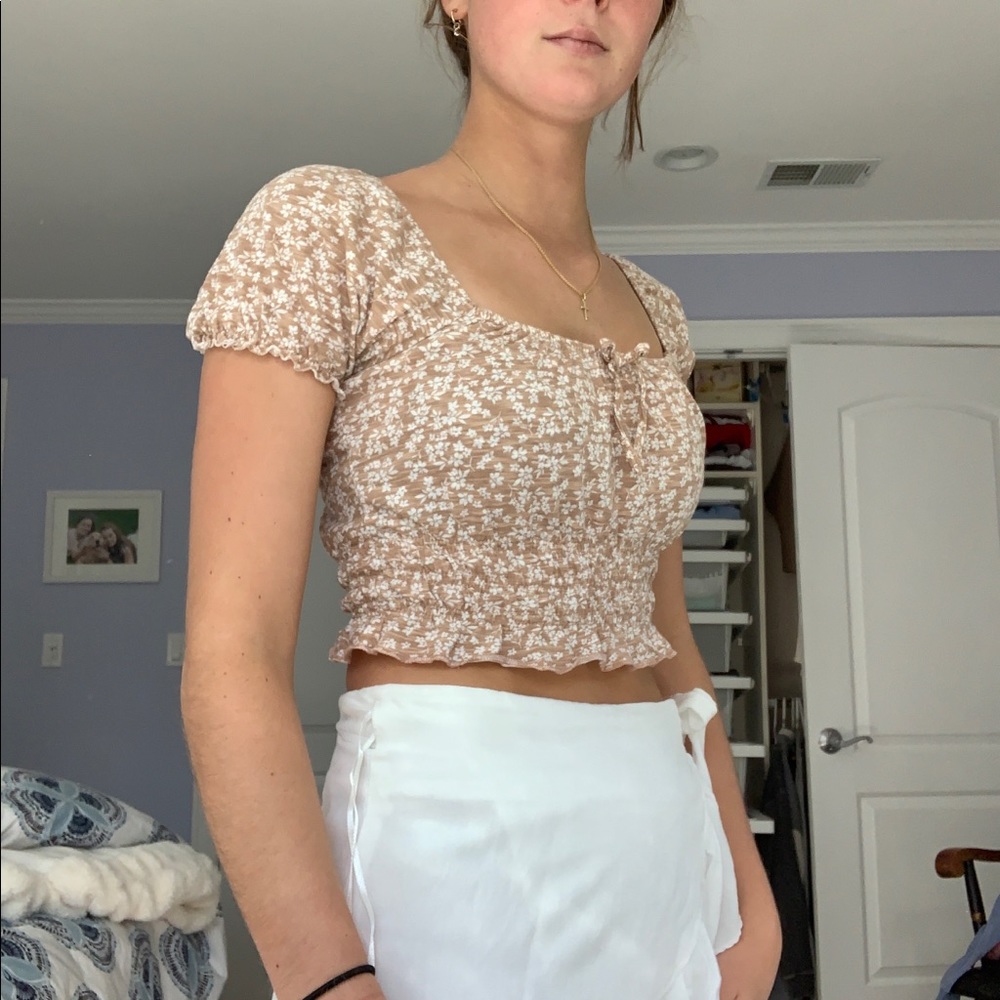 Floral girly crop top